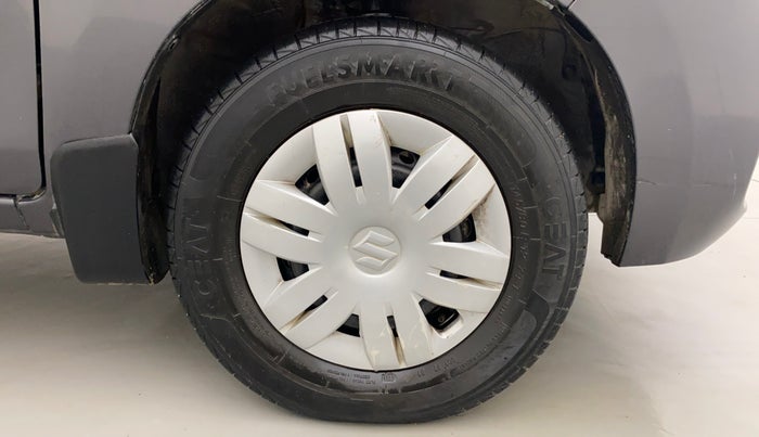2021 Maruti Alto LXI CNG, CNG, Manual, 29,398 km, Right Front Wheel