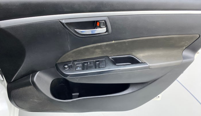 2015 Maruti Swift VDI, Diesel, Manual, 1,83,441 km, Driver Side Door Panels Controls