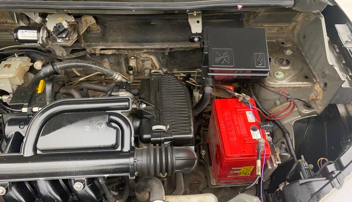 2021 Renault Kwid RXT 1.0 (O), Petrol, Manual, 36,999 km, Engine View - Left