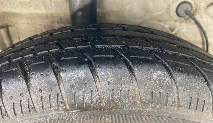 2021 Maruti Celerio VXI (O) CNG, CNG, Manual, 37,312 km, Right Rear Tyre Tread