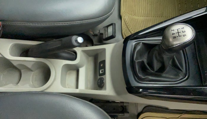 2014 Ford Ecosport 1.5TITANIUM TDCI, Diesel, Manual, 44,925 km, Gear Lever