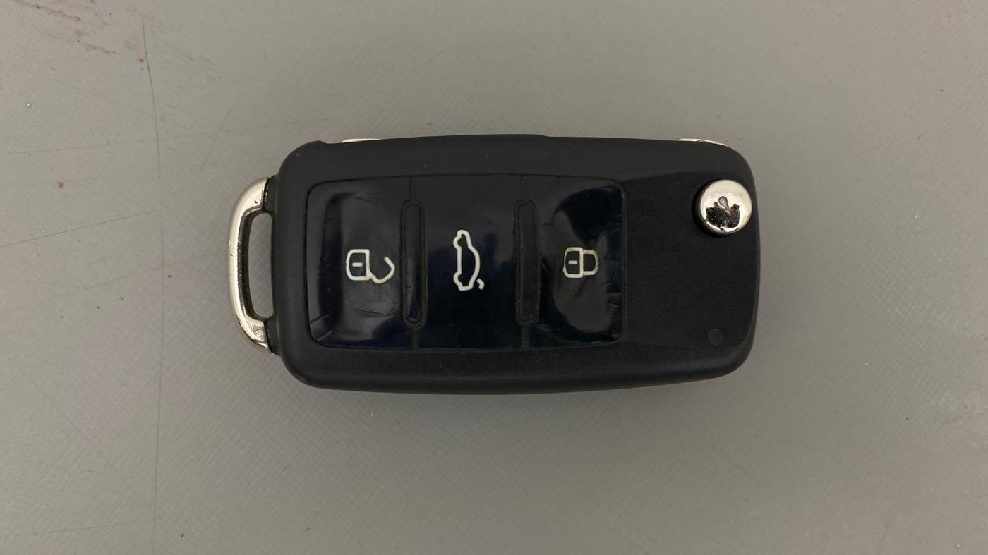 2020 Volkswagen Vento HIGHLINE PLUS 1.0L TSI AT, Petrol, Automatic, 92,609 km, Key Close Up