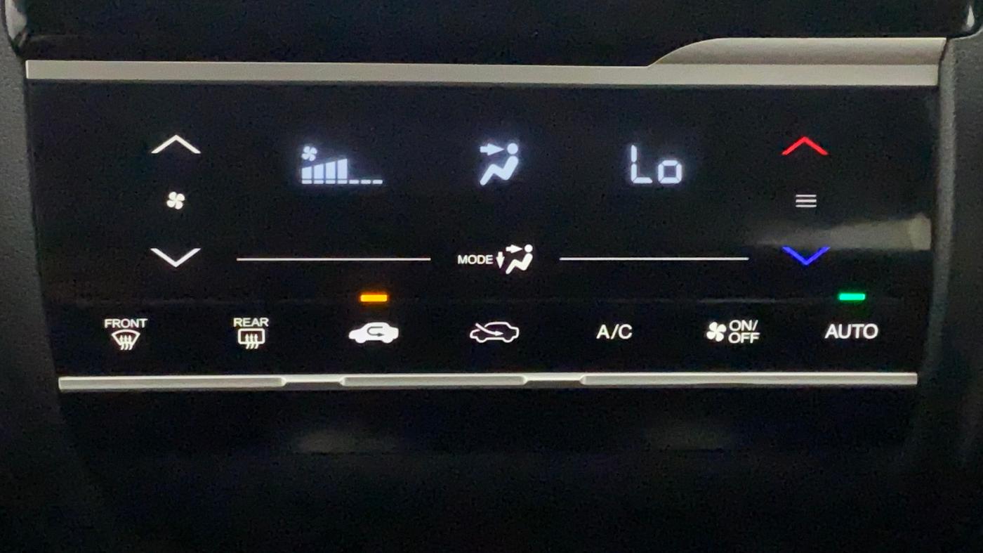 2017 Honda WR-V 1.2L I-VTEC VX MT, Petrol, Manual, 87,969 km, Automatic Climate Control
