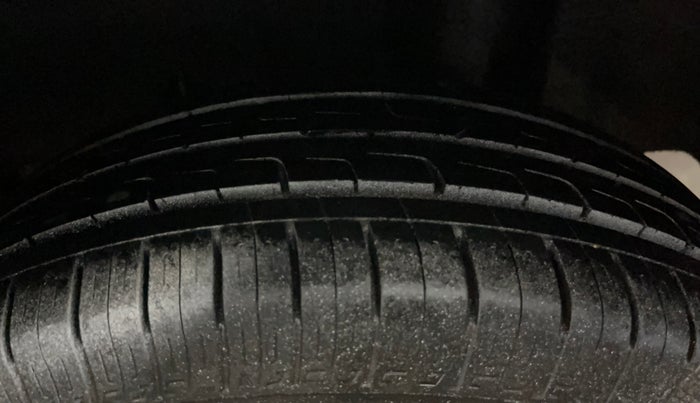 2021 Maruti Baleno DELTA PETROL 1.2, Petrol, Manual, 75,742 km, Left Rear Tyre Tread