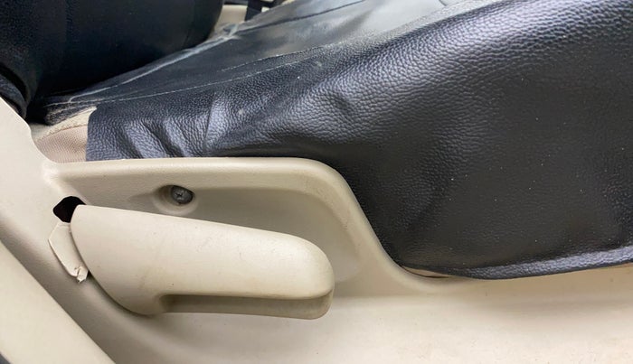 2014 Maruti Swift Dzire VXI, Petrol, Manual, 1,26,963 km, Driver Side Adjustment Panel