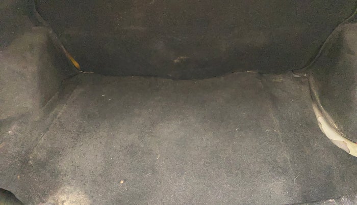 2014 Maruti Swift Dzire VXI, Petrol, Manual, 1,26,963 km, Boot Inside