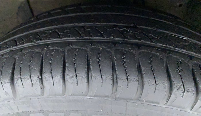 2016 Honda CRV 2.0L I-VTEC 2WD AT, Petrol, Automatic, 36,491 km, Left Front Tyre Tread