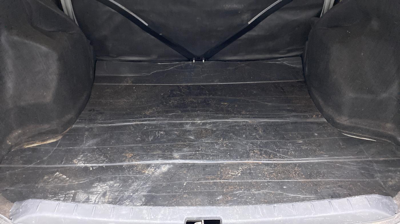 2013 Toyota Etios G, Petrol, Manual, 79,494 km, Boot Inside