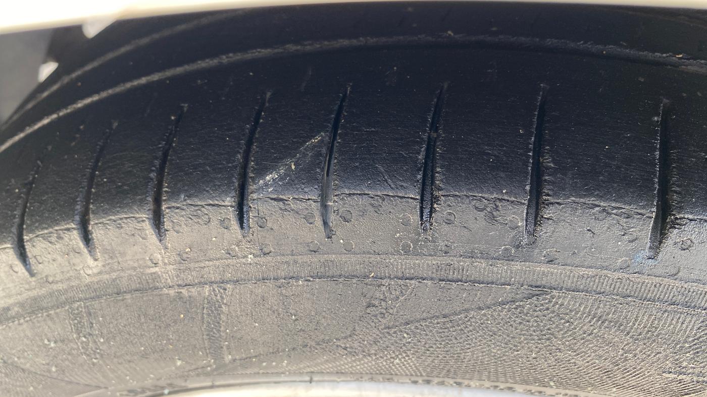 2015 Hyundai Grand i10 ASTA AT 1.2 KAPPA VTVT, Petrol, Automatic, 78,121 km, Right Rear Tyre Tread