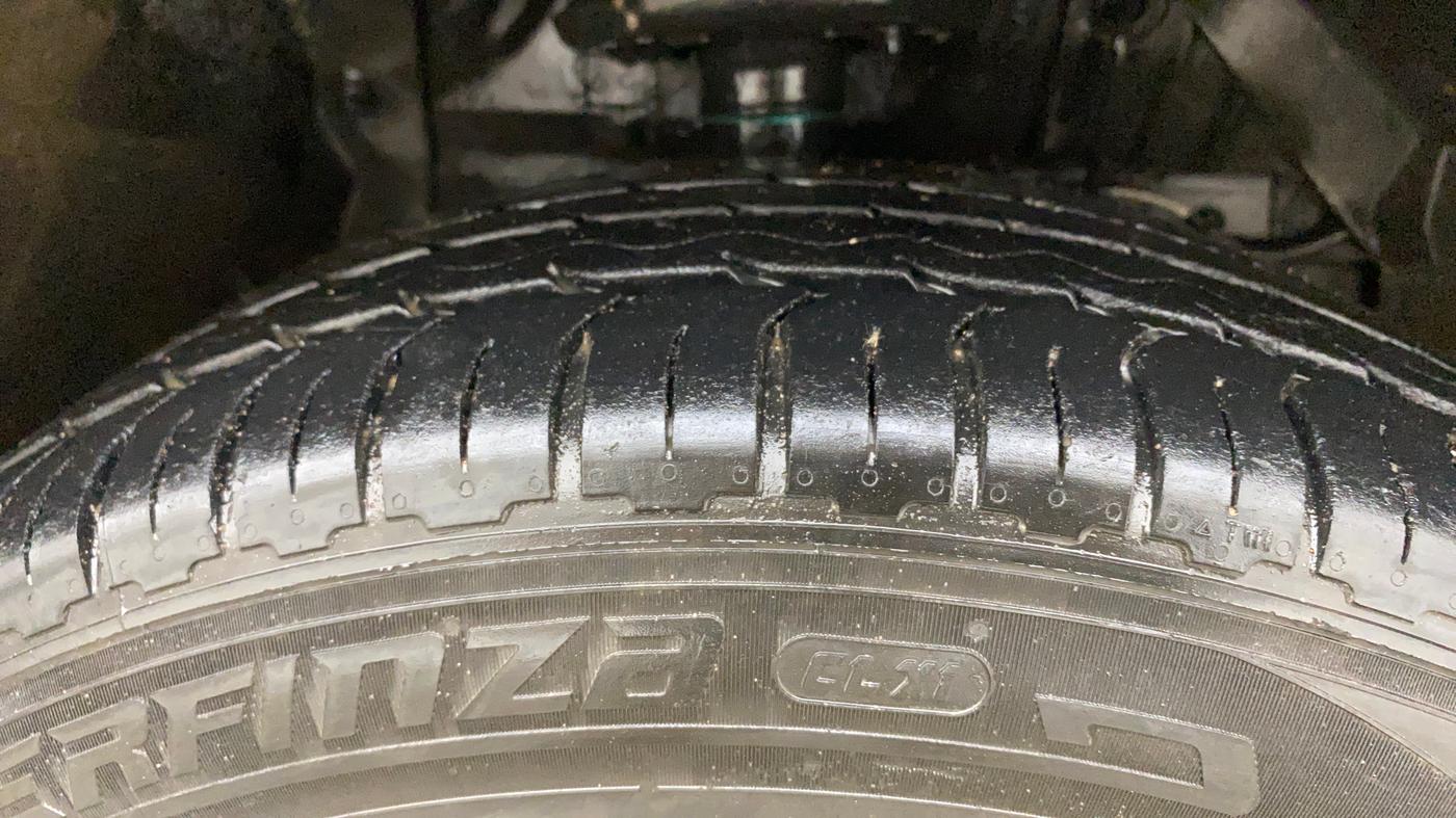 2019 Maruti Vitara Brezza ZDI PLUS AMT, Diesel, Automatic, 1,08,473 km, Right Front Tyre Tread