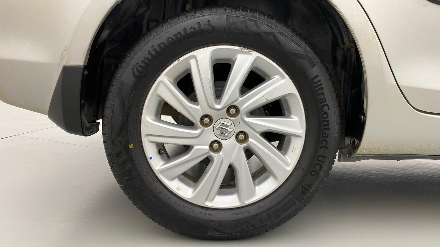 2015 Maruti Swift Dzire ZDI, Diesel, Manual, 37,746 km, Right Rear Wheel