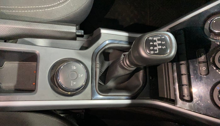 2022 Tata NEXON XM PETROL, Petrol, Manual, 60,326 km, Gear Lever