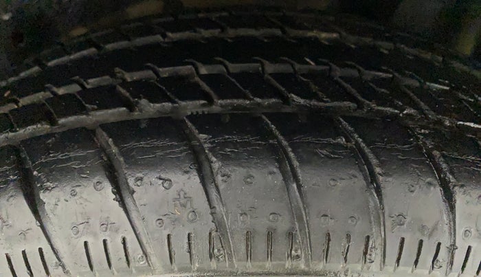 2016 Maruti Celerio ZXI AMT, Petrol, Automatic, 19,759 km, Left Rear Tyre Tread