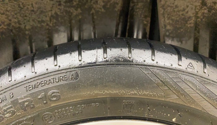 2022 Maruti Baleno ZETA PETROL 1.2, Petrol, Manual, 54,522 km, Left Rear Tyre Tread