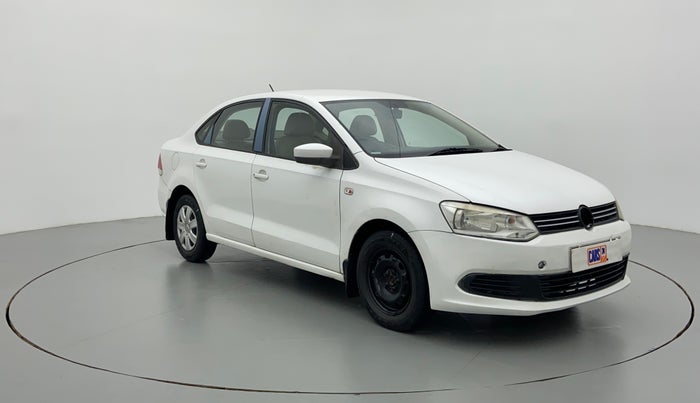 2011 Volkswagen Vento TRENDLINE 1.6, Petrol, Manual, 67,193 km, Right Front Diagonal