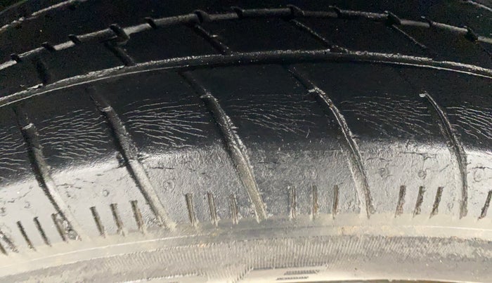 2017 Maruti Celerio ZXI AMT, Petrol, Automatic, 37,810 km, Right Rear Tyre Tread