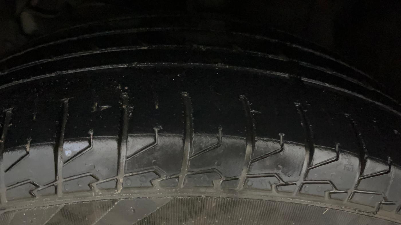 2021 Maruti S Cross DELTA 1.5, Petrol, Manual, 85,466 km, Left Front Tyre Tread