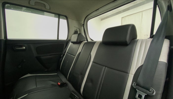 2012 Maruti Wagon R 1.0 LXI CNG, CNG, Manual, 58,318 km, Right Side Rear Door Cabin