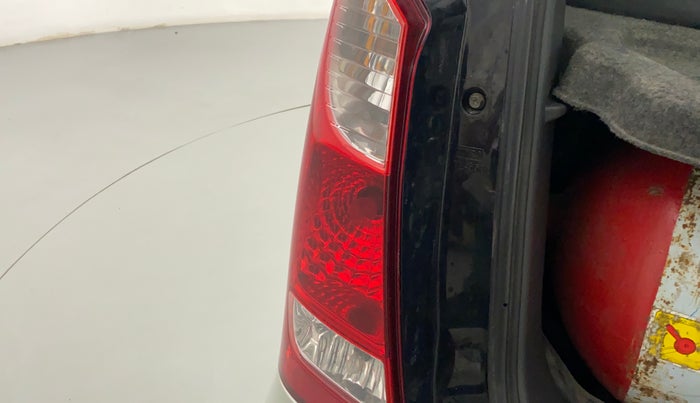 2012 Maruti Wagon R 1.0 LXI CNG, CNG, Manual, 58,318 km, Left tail light - Reverse gear light not functional