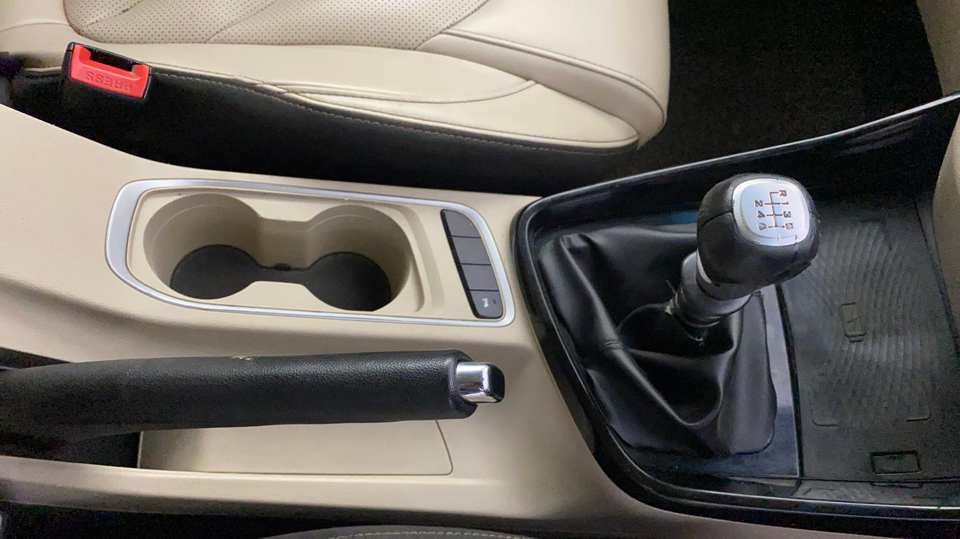 2021 MG HECTOR SMART 2.0 DIESEL, Diesel, Manual, 79,740 km, Gear Lever