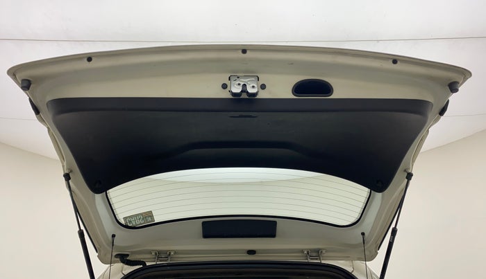 2016 Hyundai Creta S 1.6 PETROL, Petrol, Manual, 1,09,310 km, Boot Door Open