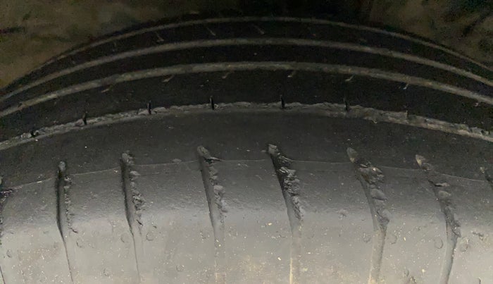 2016 Hyundai Creta S 1.6 PETROL, Petrol, Manual, 1,09,310 km, Right Front Tyre Tread