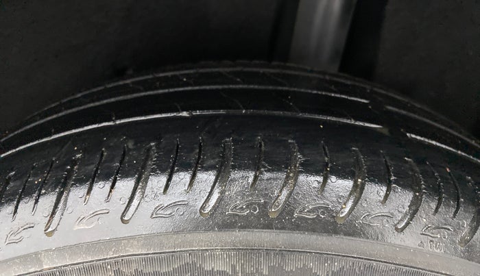 2019 Maruti Baleno DELTA PETROL 1.2, Petrol, Manual, 63,840 km, Left Rear Tyre Tread