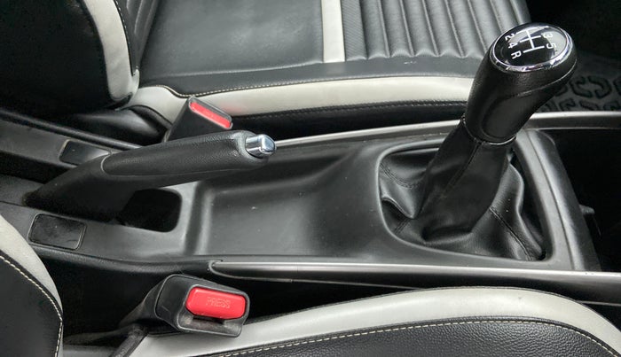 2019 Maruti Baleno DELTA PETROL 1.2, Petrol, Manual, 63,840 km, Gear Lever