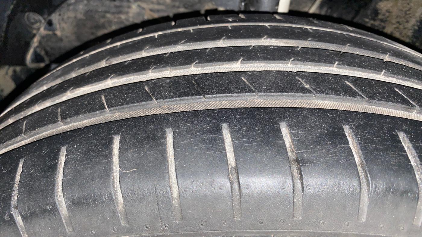 2016 Maruti Baleno ZETA PETROL 1.2, Petrol, Manual, 69,973 km, Left Front Tyre Tread