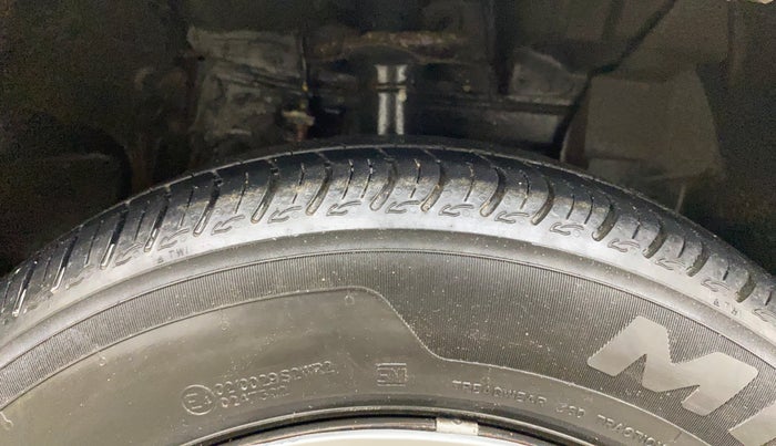2021 Datsun Go Plus T, Petrol, Manual, 67,669 km, Right Front Tyre Tread