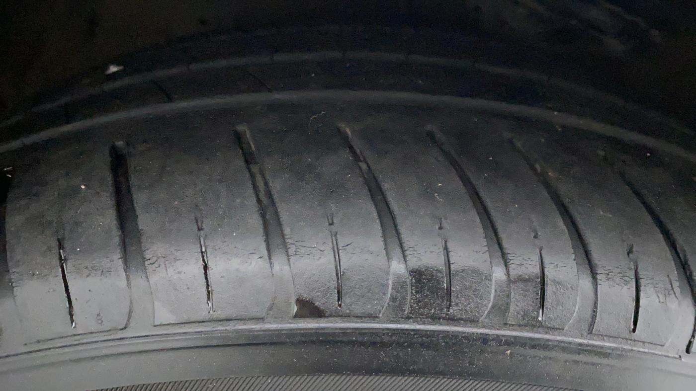 2015 Hyundai New Elantra 1.6 SX AT, Diesel, Automatic, 58,252 km, Right Rear Tyre Tread