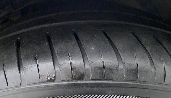 2015 Hyundai New Elantra 1.6 SX AT, Diesel, Automatic, 58,252 km, Left Front Tyre Tread