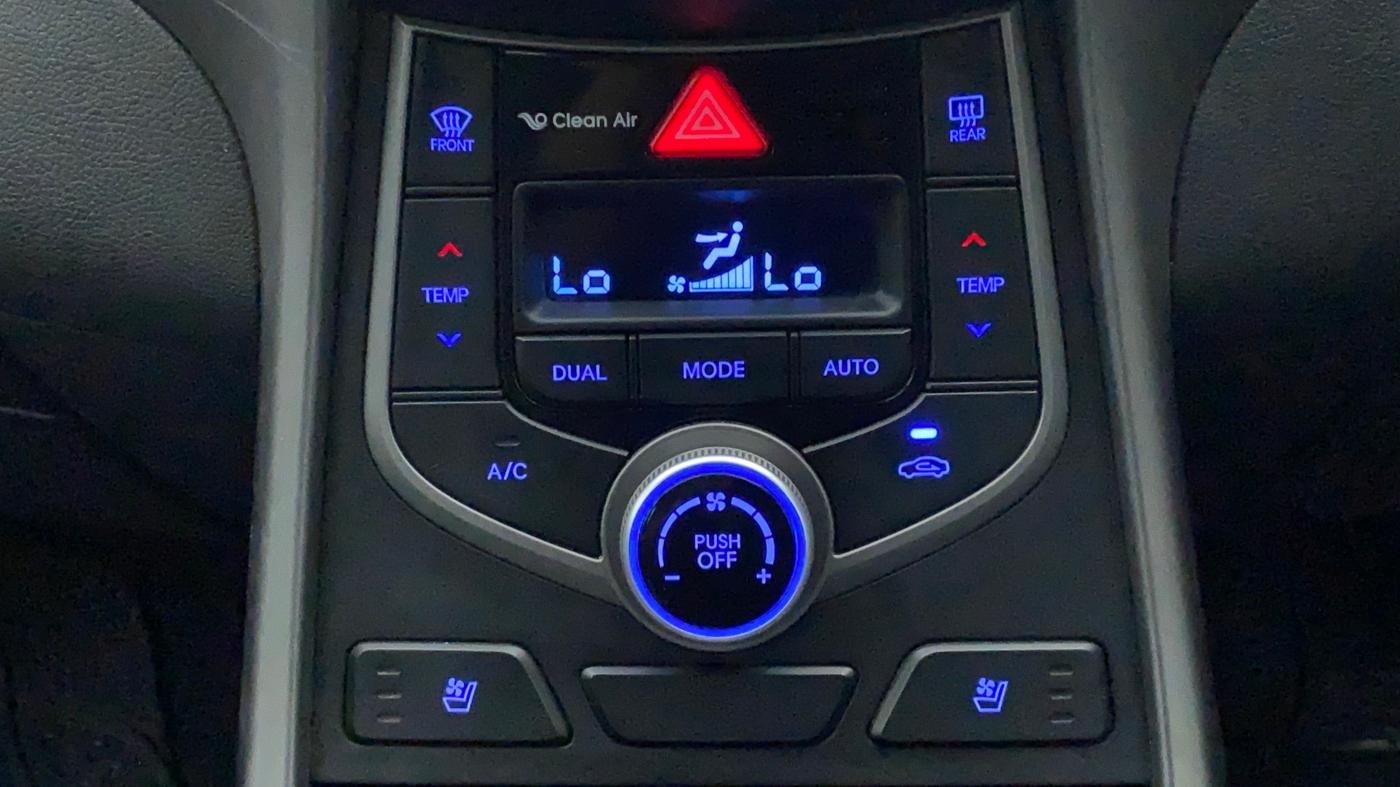 2015 Hyundai New Elantra 1.6 SX AT, Diesel, Automatic, 58,252 km, Automatic Climate Control