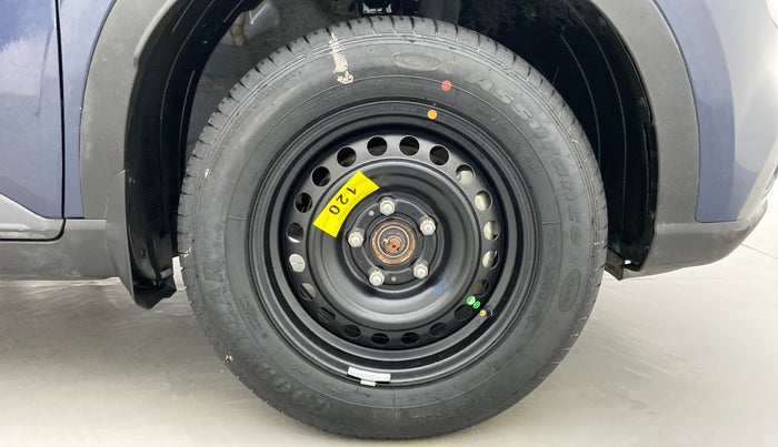 2020 Hyundai VENUE 1.5 SX CRDI MT, Diesel, Manual, 34,757 km, Right Front Wheel