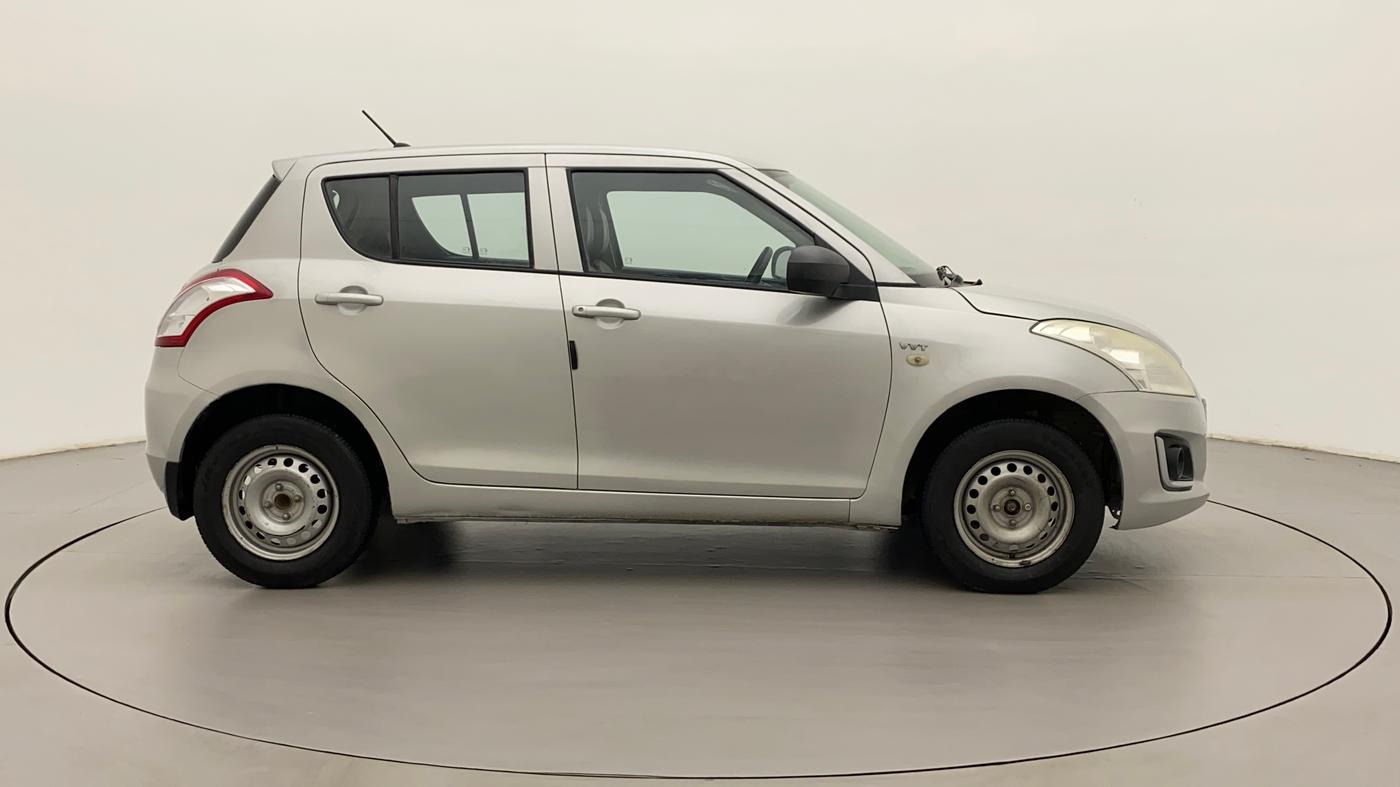 2017 Maruti Swift LXI (O), Petrol, Manual, 38,009 km, Right Side View