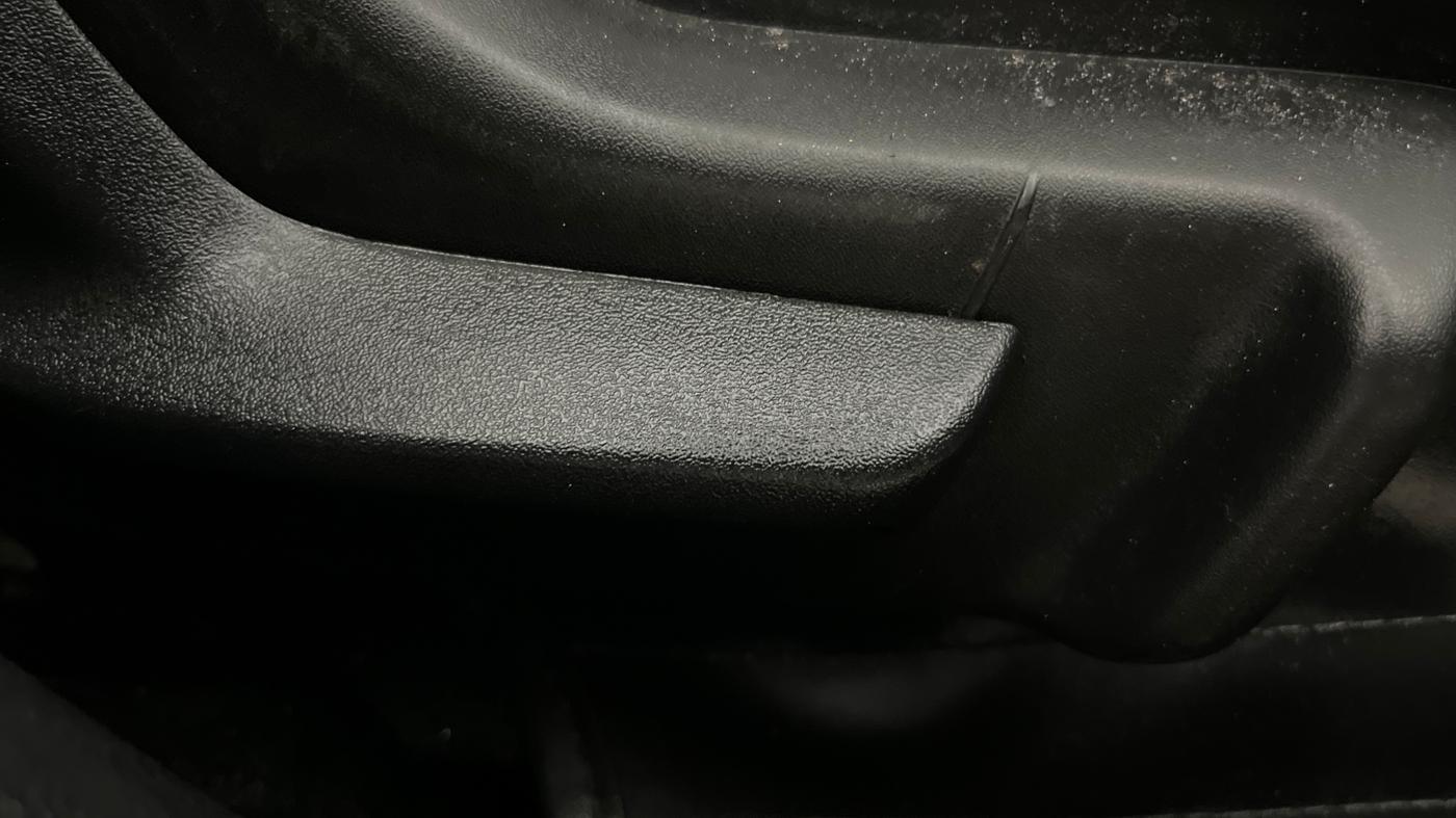 2024 Maruti Baleno SIGMA PETROL 1.2, Petrol, Manual, 34,276 km, Driver Side Adjustment Panel