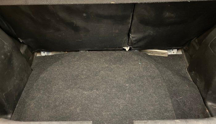 2017 Maruti Baleno ZETA PETROL 1.2, Petrol, Manual, 96,859 km, Boot Inside