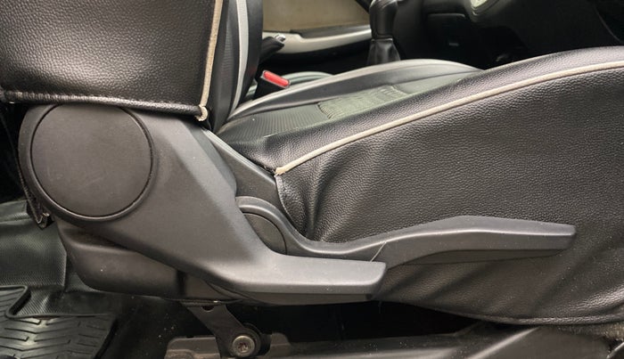 2017 Maruti Baleno ZETA PETROL 1.2, Petrol, Manual, 96,859 km, Driver Side Adjustment Panel