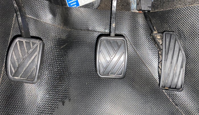 2017 Maruti Baleno ZETA PETROL 1.2, Petrol, Manual, 96,859 km, Pedals