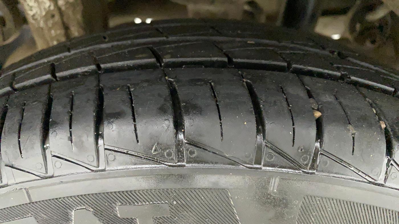 2021 Maruti Alto LXI OPT, Petrol, Manual, 29,147 km, Right Rear Tyre Tread