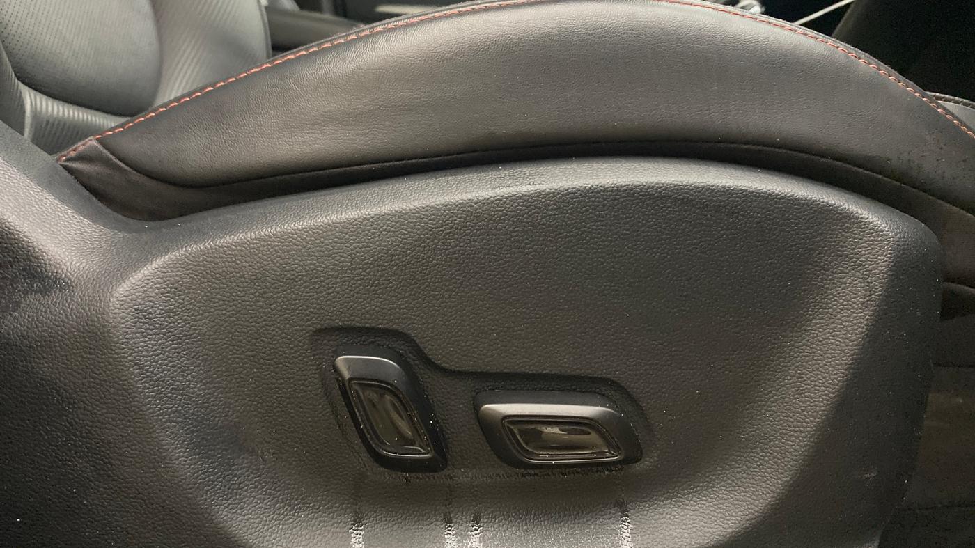2022 MG ASTOR SHARP 1.3 TURBO AT, Petrol, Automatic, 33,198 km, Driver Side Adjustment Panel