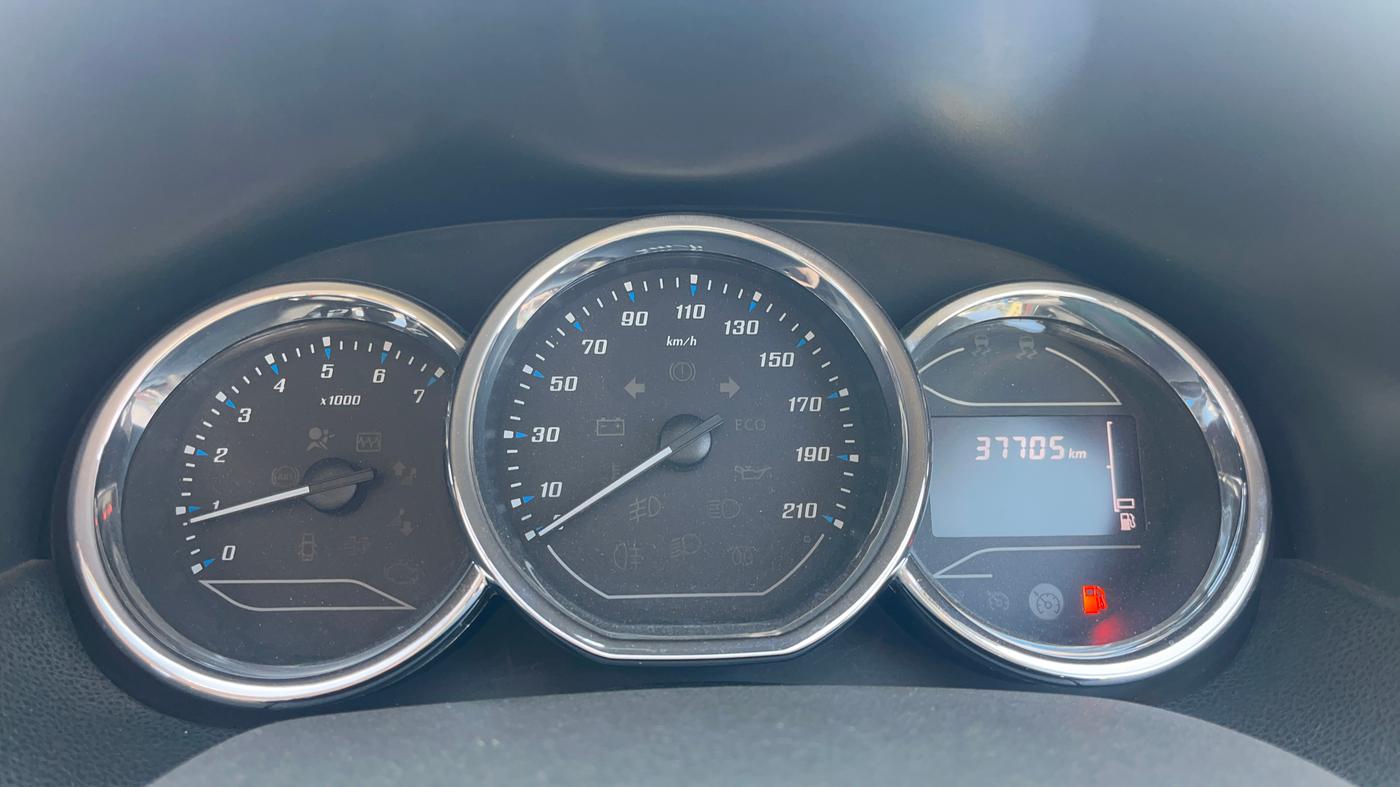 2021 Renault Duster RXS 1.5 PETROL MT, Petrol, Manual, 37,722 km, Odometer Image