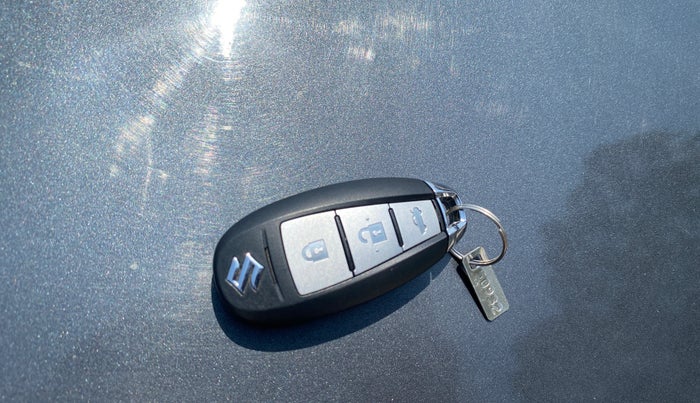 2023 Maruti Ciaz ZETA 1.5 SHVS MT PETROL, Petrol, Manual, 39,290 km, Key Close Up