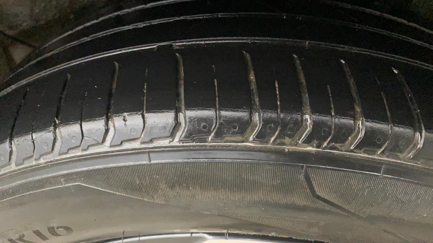 2019 Hyundai VENUE SX 1.0 TURBO, Petrol, Manual, 86,837 km, Left Rear Tyre Tread