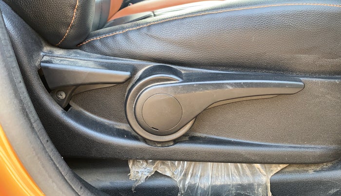 2017 Tata Tiago XZ PETROL, Petrol, Manual, 53,232 km, Driver Side Adjustment Panel