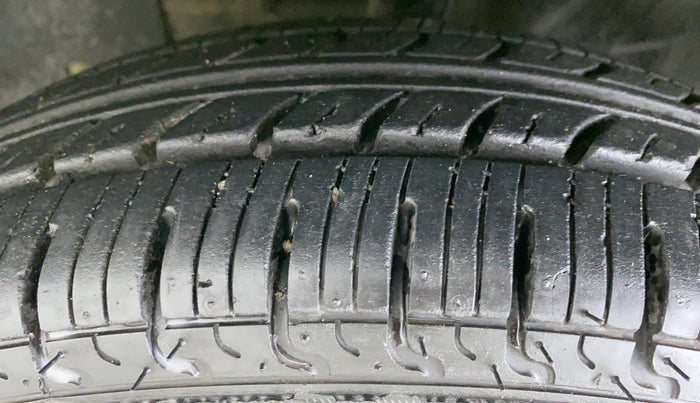 2018 Datsun Redi Go 1.0 S AT, Petrol, Automatic, 4,441 km, Left Front Tyre Tread