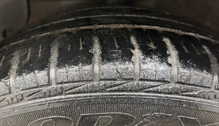 2016 Hyundai Grand i10 SPORTZ 1.2 KAPPA VTVT, Petrol, Manual, 89,264 km, Left Front Tyre Tread