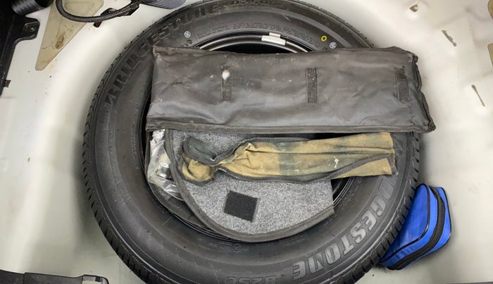 2018 Hyundai Elite i20 MAGNA EXECUTIVE 1.2, Petrol, Manual, 55,085 km, Spare Tyre