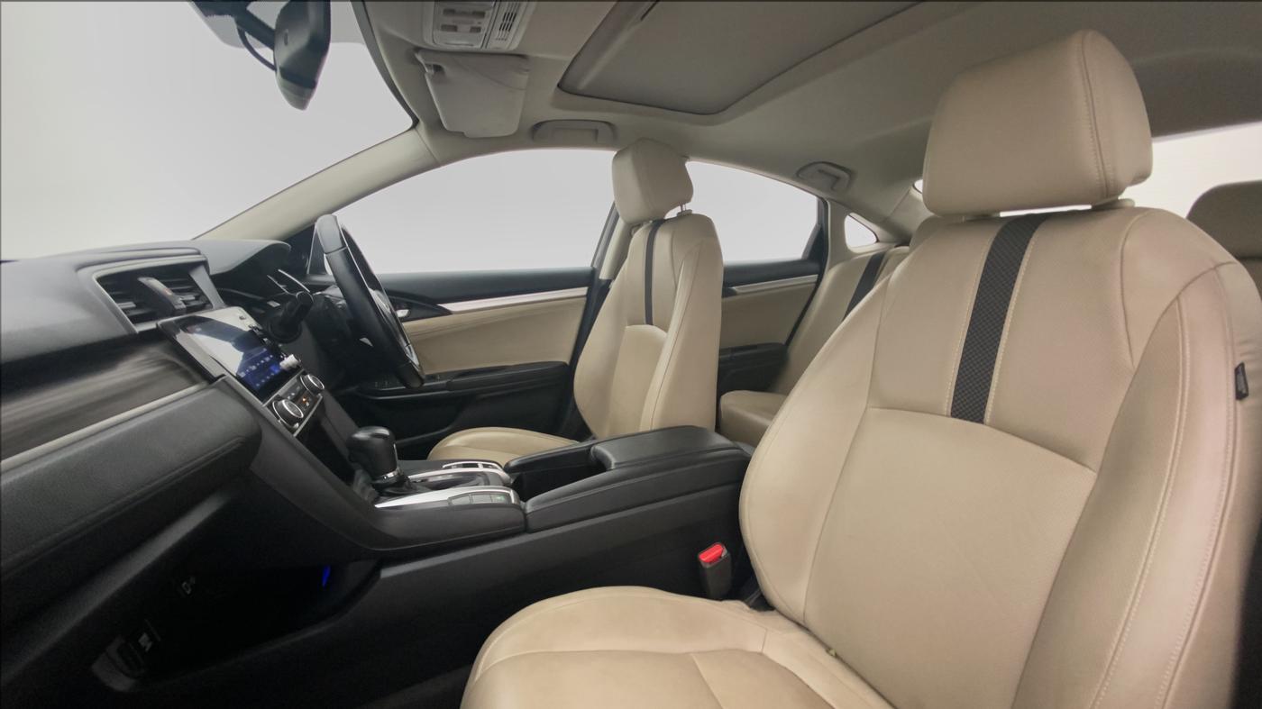 2019 Honda Civic ZX CVT PETROL, Petrol, Automatic, 30,286 km, Right Side Front Door Cabin View