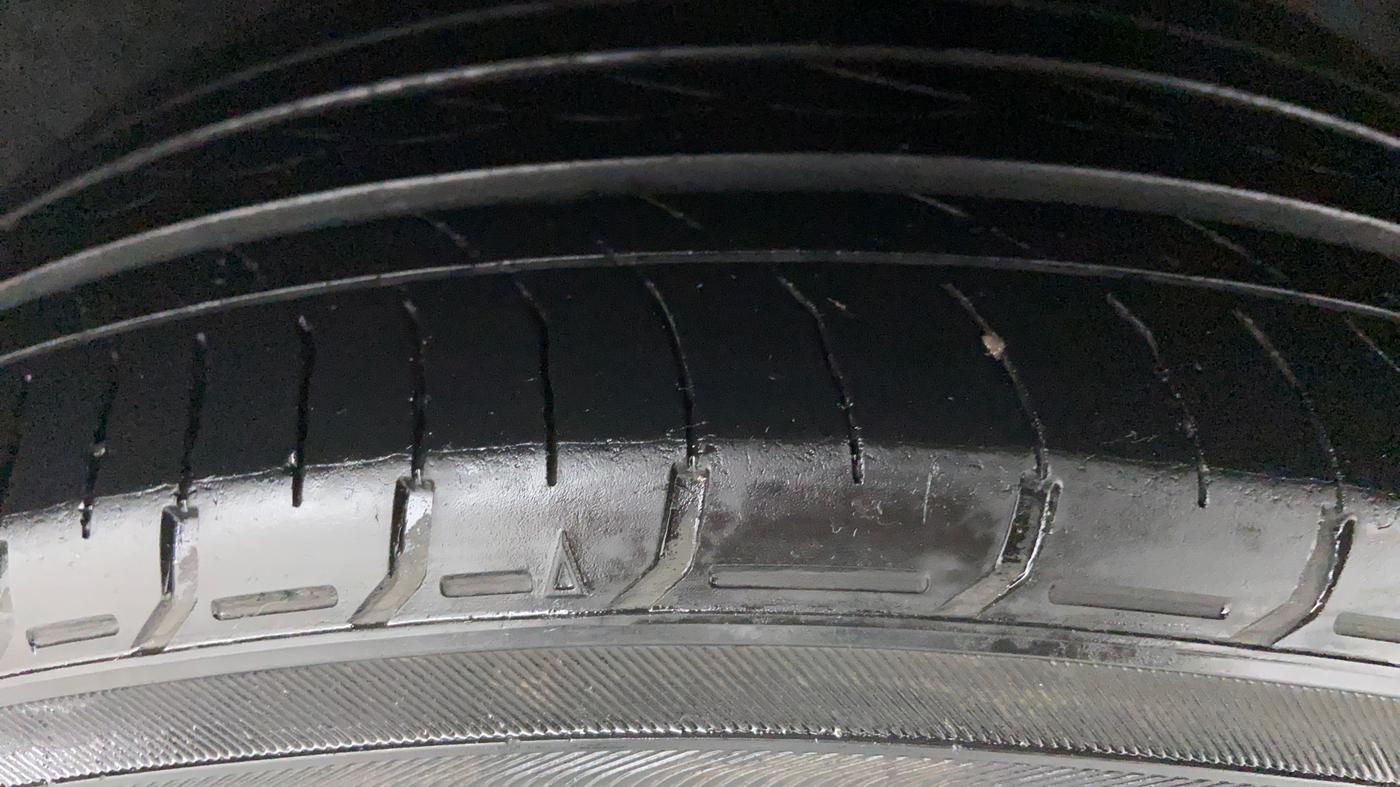 2019 Honda Civic ZX CVT PETROL, Petrol, Automatic, 30,286 km, Left Rear Tyre Tread